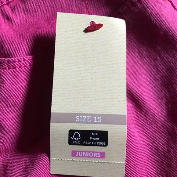 NWT l.e.i. Highrise Shorts - Picture 5 of 5